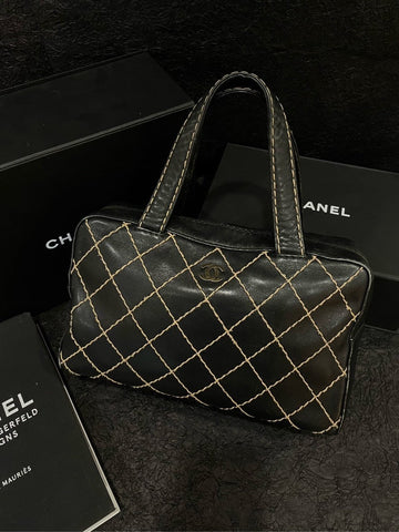 SALE?ü§ë‚ùóÔ?èTop Quality Chanel   Stitches Boston Bowling Bag Black Leather