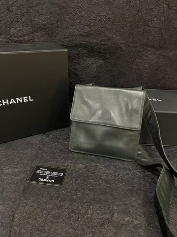 Top Quality Chanel   Crossbody Bag Black Leather