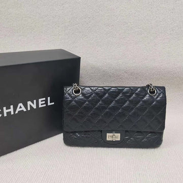 Top Quality Chanel 2.55 Reissue Shoulder Bag in Black Leather -  and Iconic